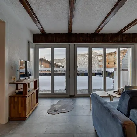 Savoleyres 10 * La Tzoumaz